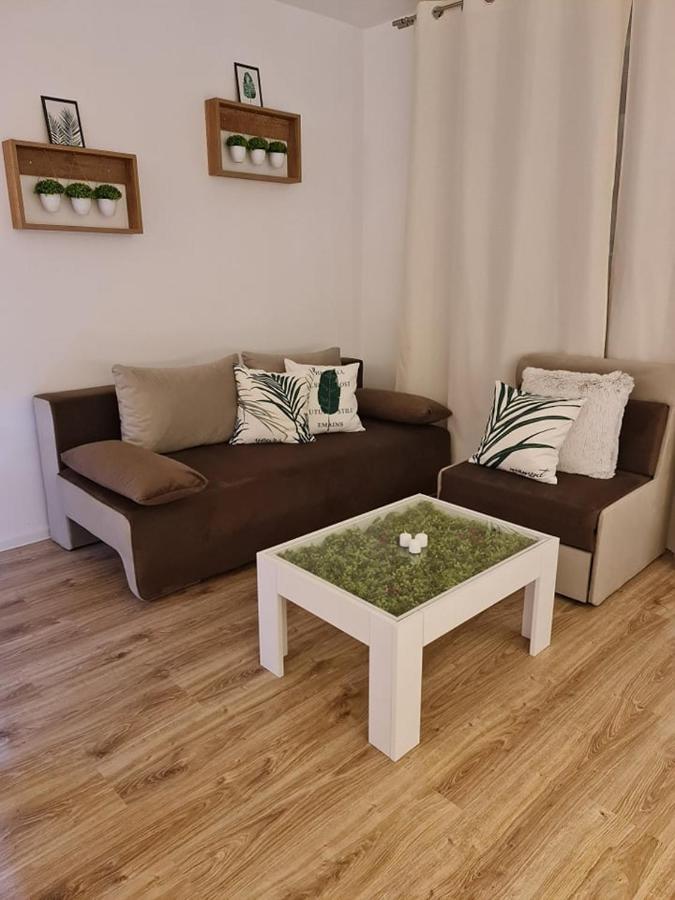 Little Treasure By The Sea Apartamento Pomorie Exterior foto